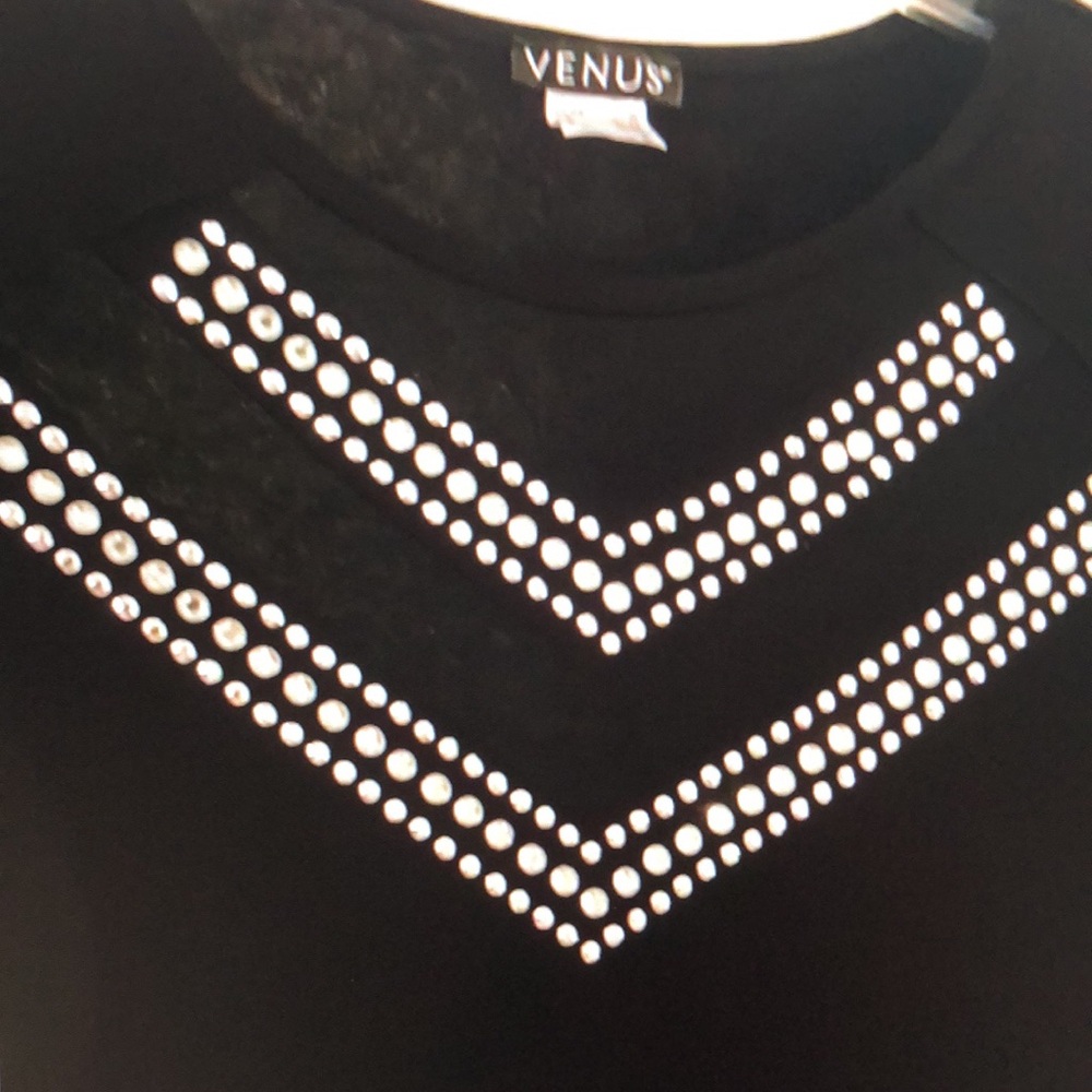 Black sleeveless top